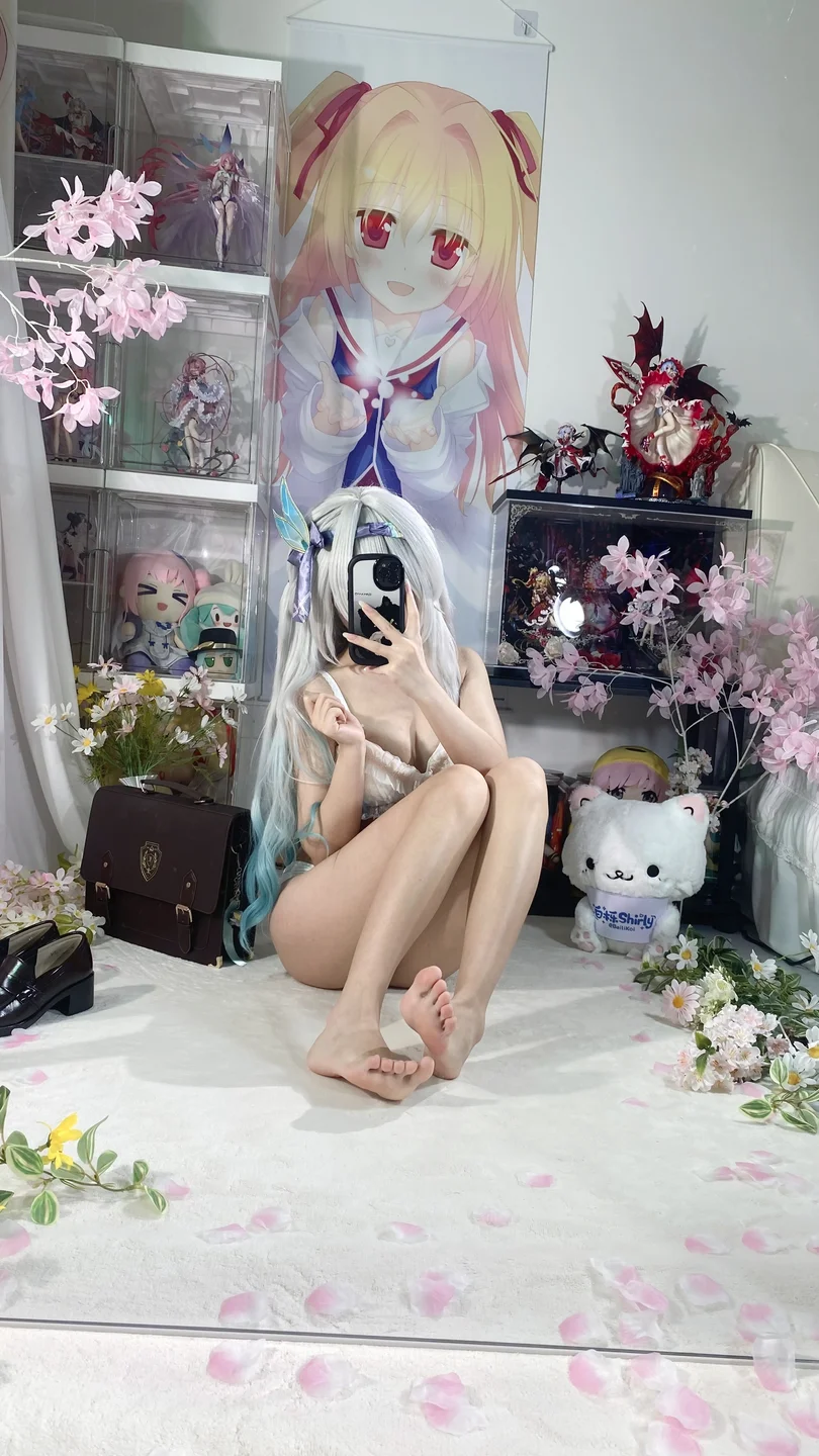 白栎Shirly - No.028 春日流萤 [130P,25V-7.23GB]01 tg@simisebaisi 【丝足阁】030.webp